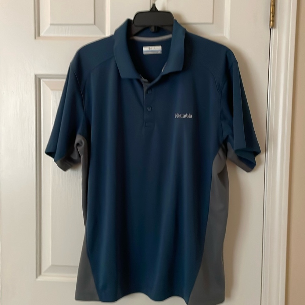 Men’s golf shirt